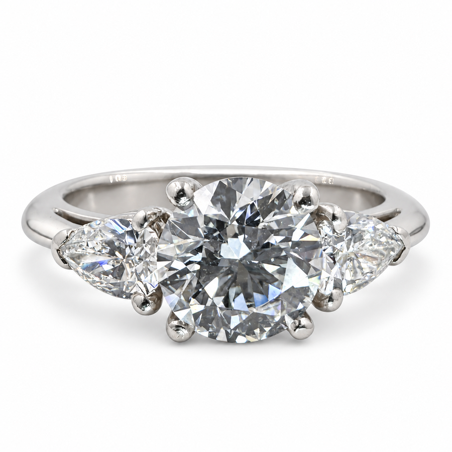 Tiffany & Co. Three Stone Ring with Round 1.06 ct Diamond E Color, VS2 Clarity Platinum Engagement Ring.