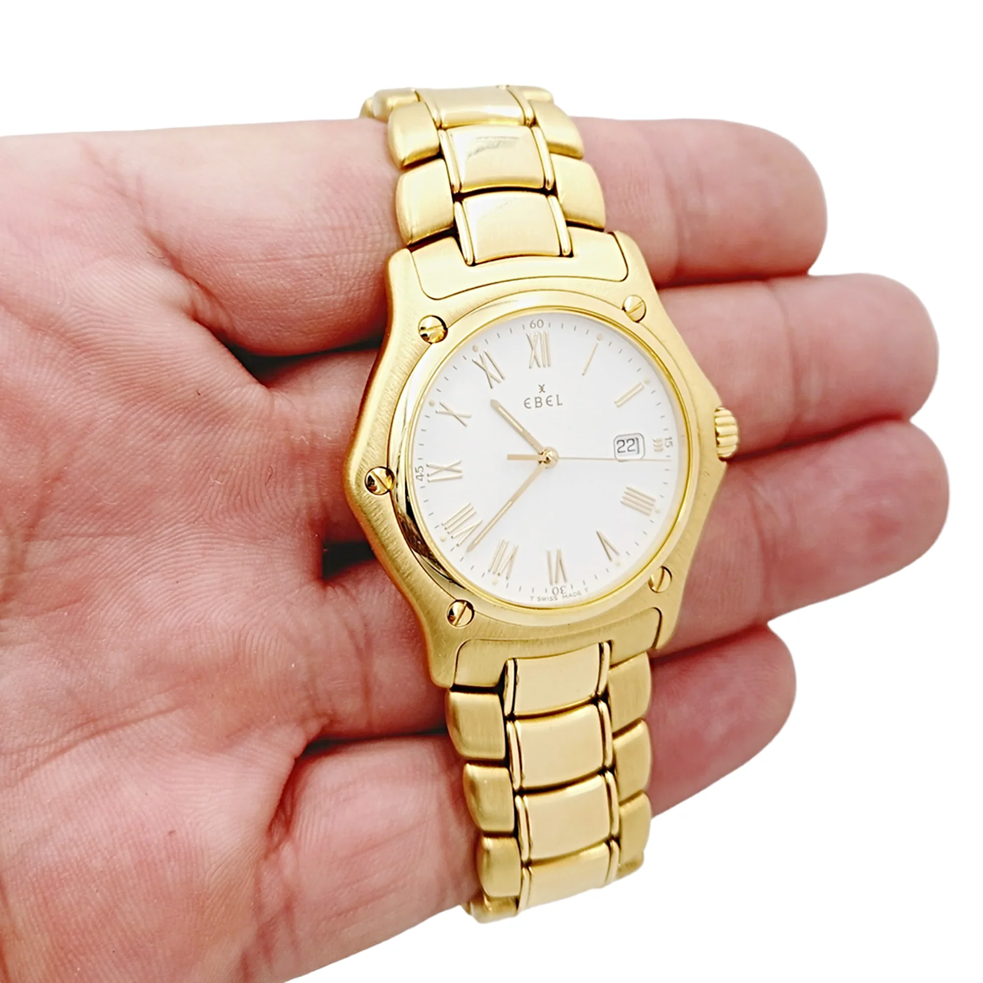 Unisex Ebel 34mm Solid 18K Yellow Gold Watch with Roman Numeral White Dial and Smooth Bezel. (Pre-Owned 1911)