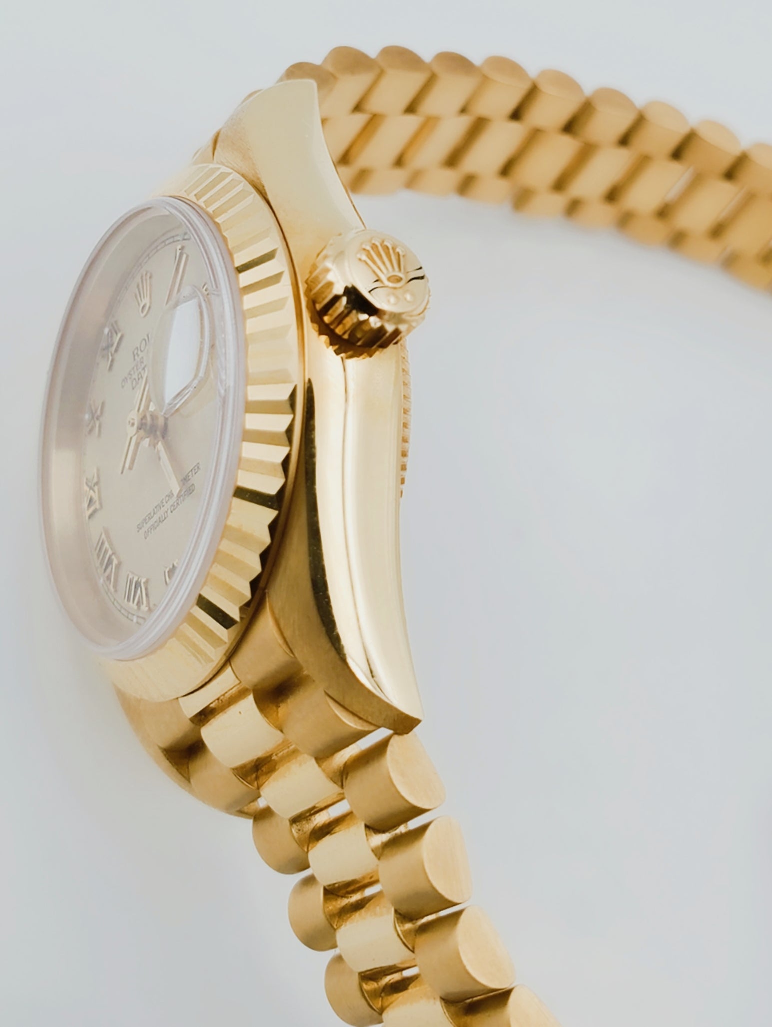 *Ladies Rolex 26mm Presidential 18K Yellow Gold Watch with Gold Dial and Fluted Bezel. (UNWORN 69178)