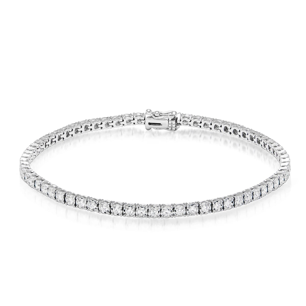 Women's 14K White Gold 3.18 Carat Total Weight Brilliant Diamond 7.5 GR Tennis Bracelet.