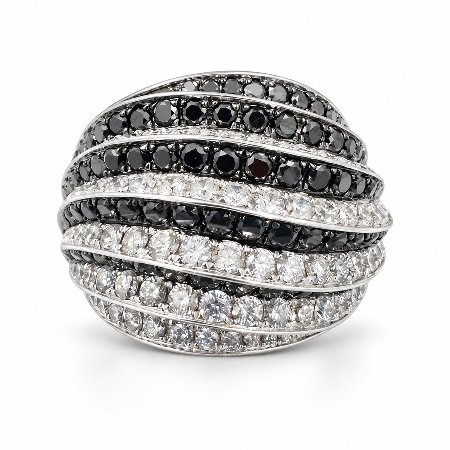 18K White Gold Band with Black and White Diamonds 3.94 Ct. (Size 6.25)