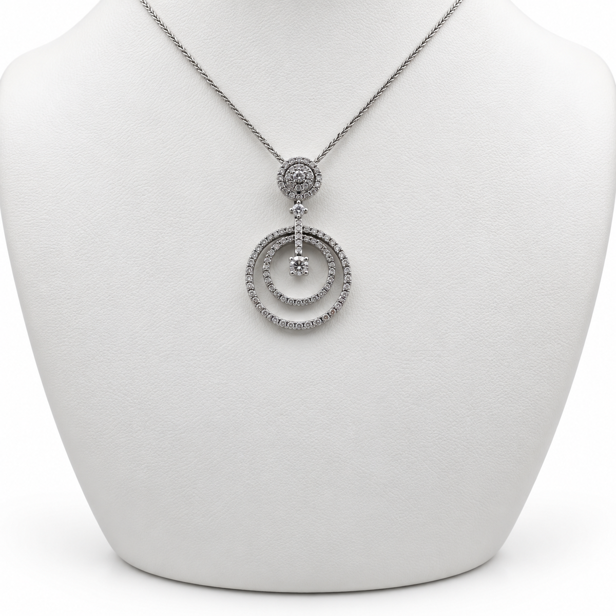 18k White Gold Circle Pendant with Diamonds and 15" Necklace.