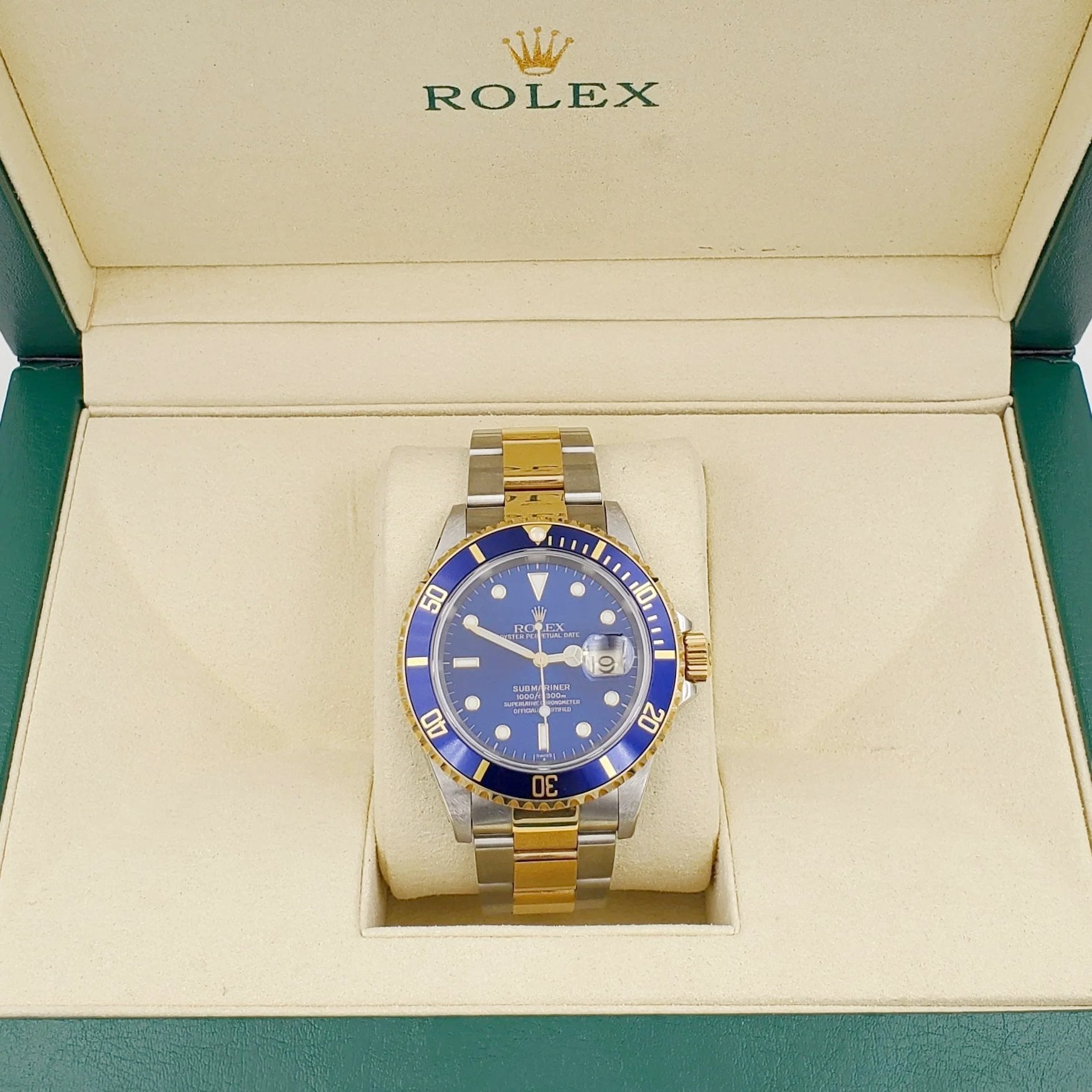 2005 Men's Rolex 40mm Submariner Oyster Perpetual Two Tone 18K Yellow Gold / Stainless Steel Watch with Blue Dial and Blue Bezel. (Pre-Owned 16613)