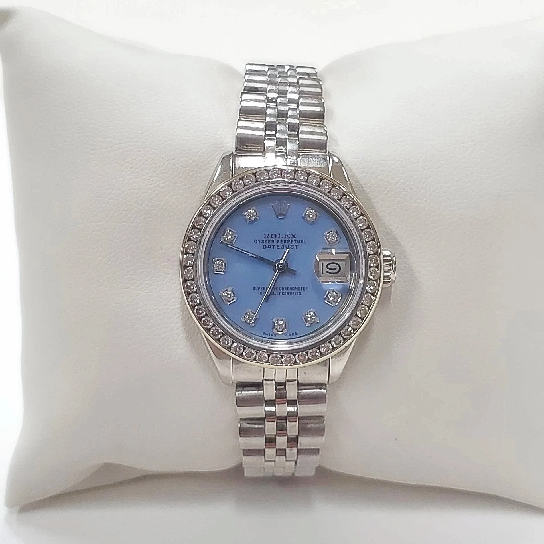 Ladies Rolex 26mm DateJust Stainless Steel Wristwatch w/ Powder Blue Diamond Dial & Diamond Bezel. (Pre-Owned)