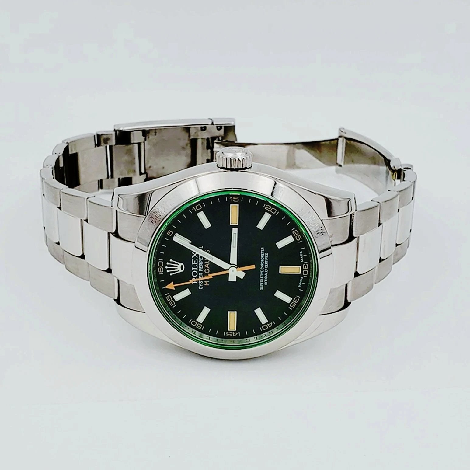 Men's Rolex 40mm Milgauss Oyster Perpetual Stainless Steel Watch with Green Dial and Smooth Bezel. (Pre-Owned 116400GV)
