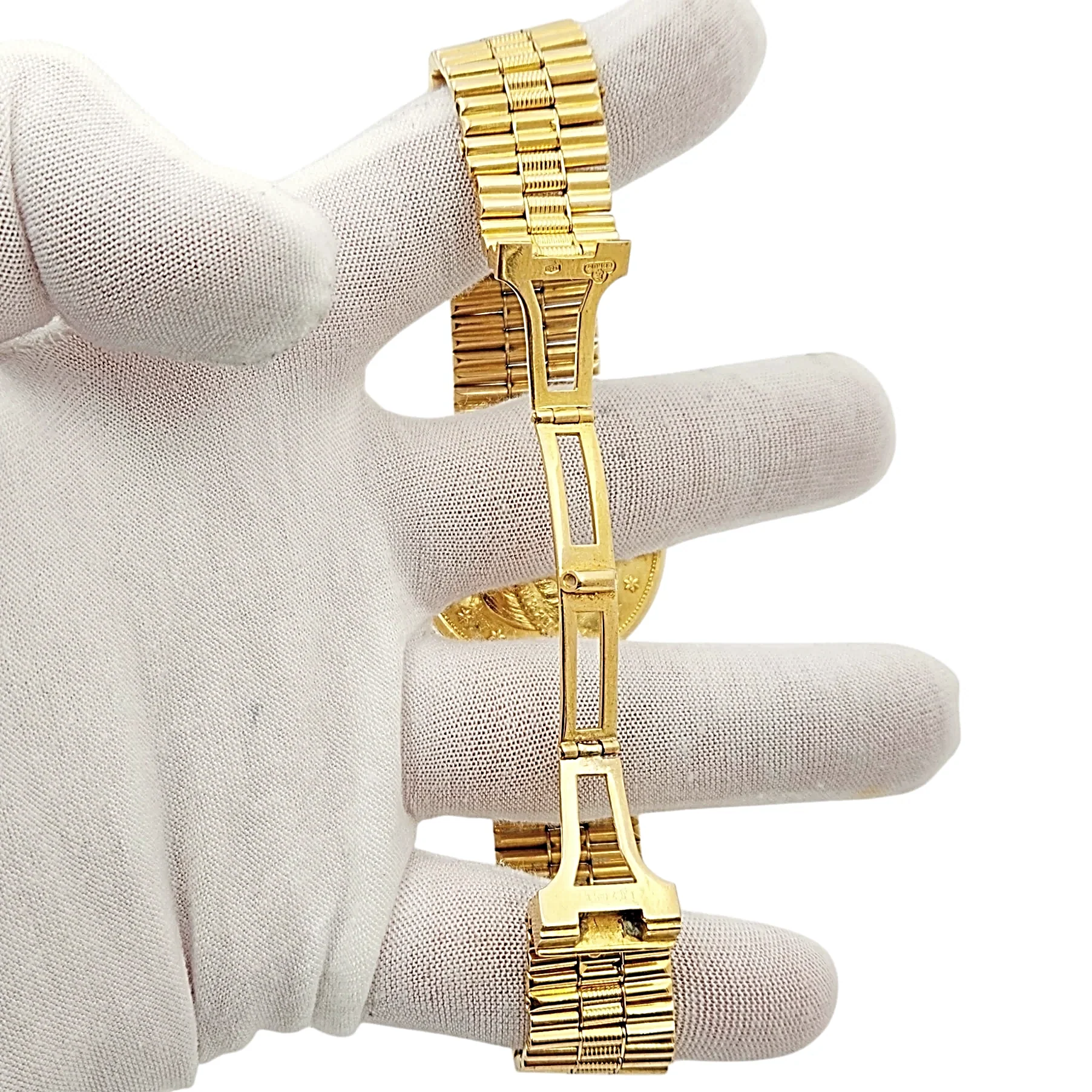 *Corum 35mm American Twenty Dollars Double Eagle 22K Yellow Gold Coin Watch with 18K Yellow Gold Band and Bezel. (Pre-Owned 1893)