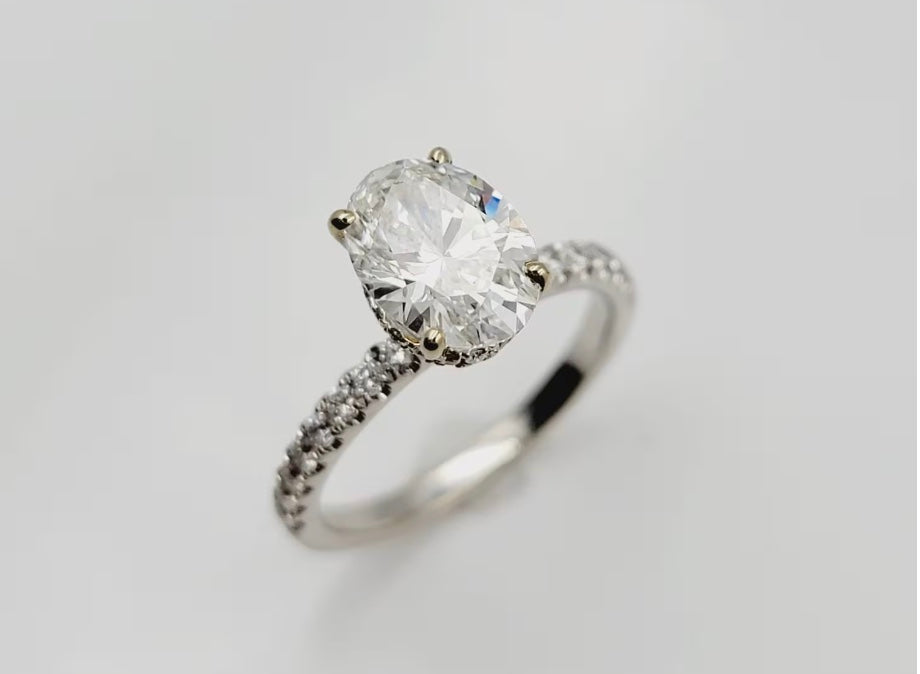18k White Gold 1.84ct Engagement Ring with Lab Grown Oval diamond