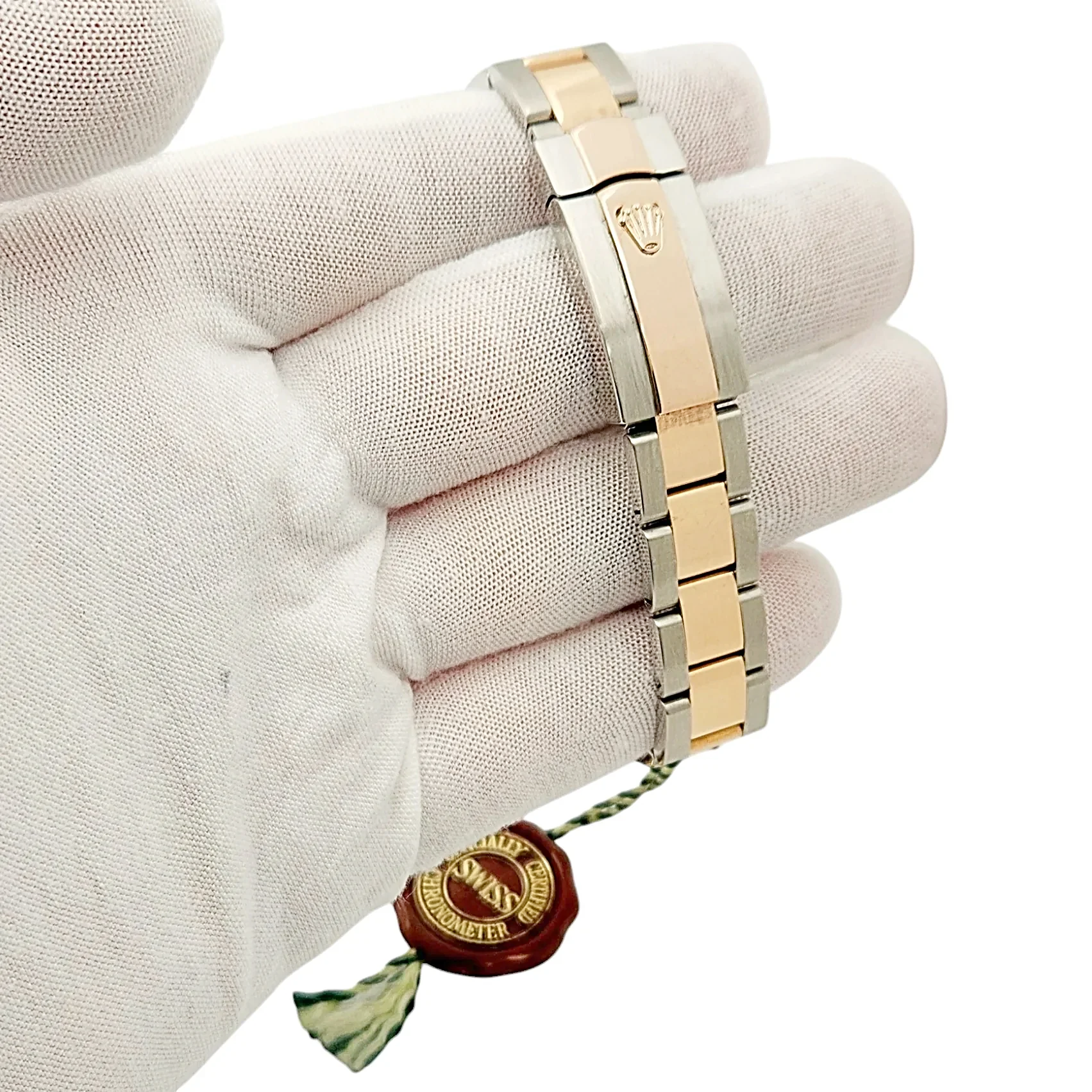 Ladies Rolex 31mm Midsize DateJust Two Tone 18K Rose Gold / Stainless Steel Watch with Silver Dial and Smooth Bezel. (Pre-Owned 178241)