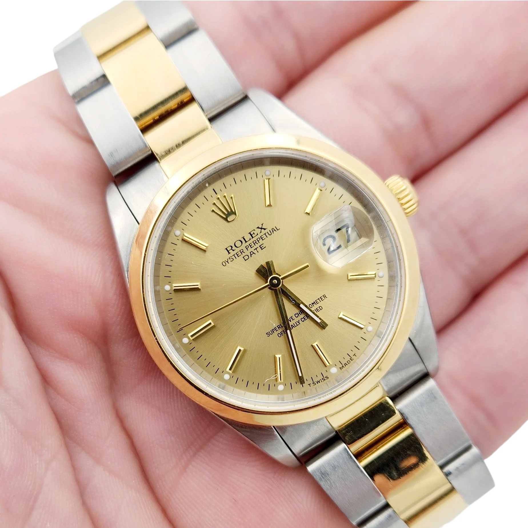 Men's Rolex 34mm Date Two Tone 18K Yellow Gold / Stainless Steel Wristwatch w/ Champaign Dial & Smooth Bezel. (Pre-Owned 15203)