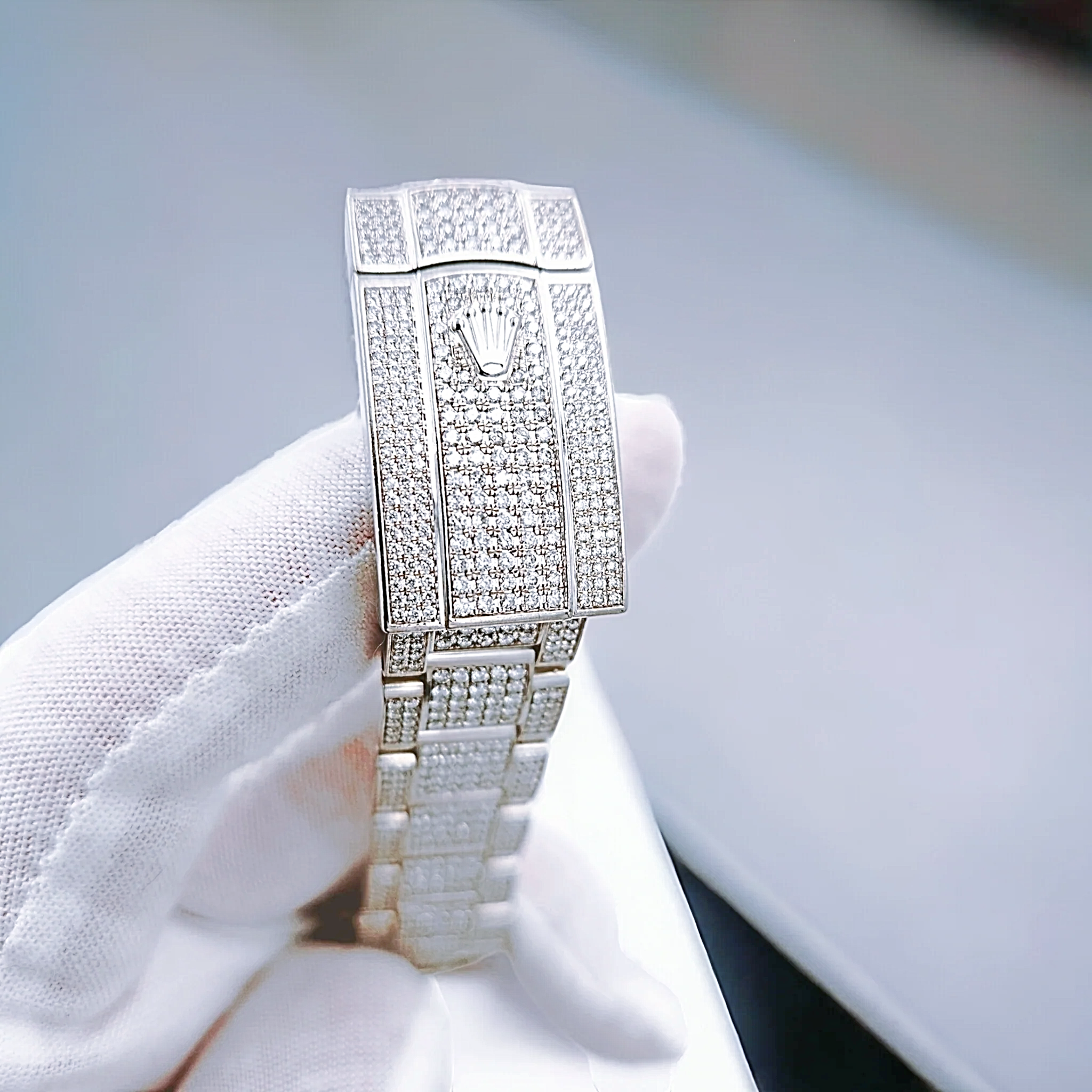 Men's Rolex 40mm DateJust Diamond Bracelet / Stainless Steel Watch with Diamond Dial and Diamond Bezel. (Pre-Owned)