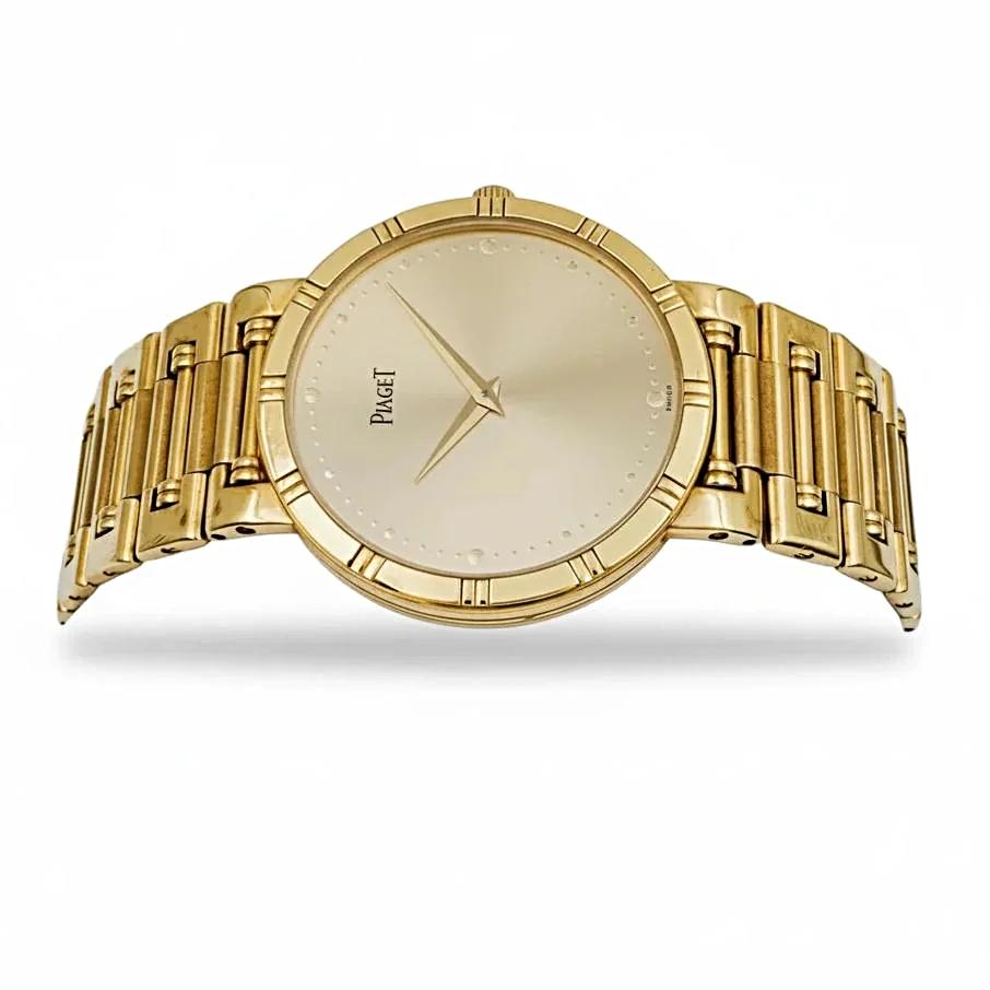 Men's Piaget 31mm Dancer Vintage Solid 18K Yellow Gold Band Watch with Champagne Dial. (Pre-Owned)