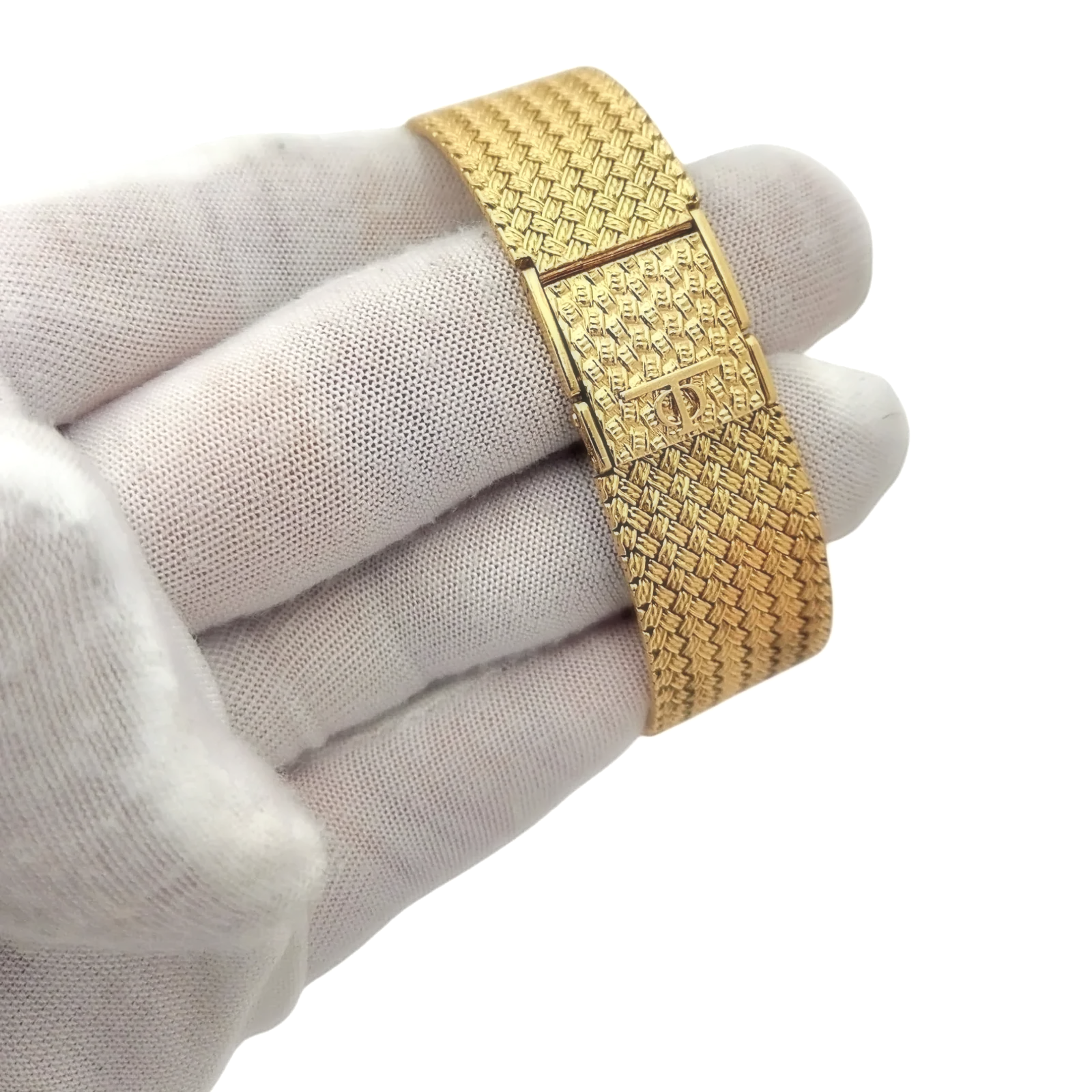 Ladies Baume & Mercier Vintage 18K Yellow Gold Automatic Watch with Gold Dial and Fixed Bezel. (Pre-Owned)