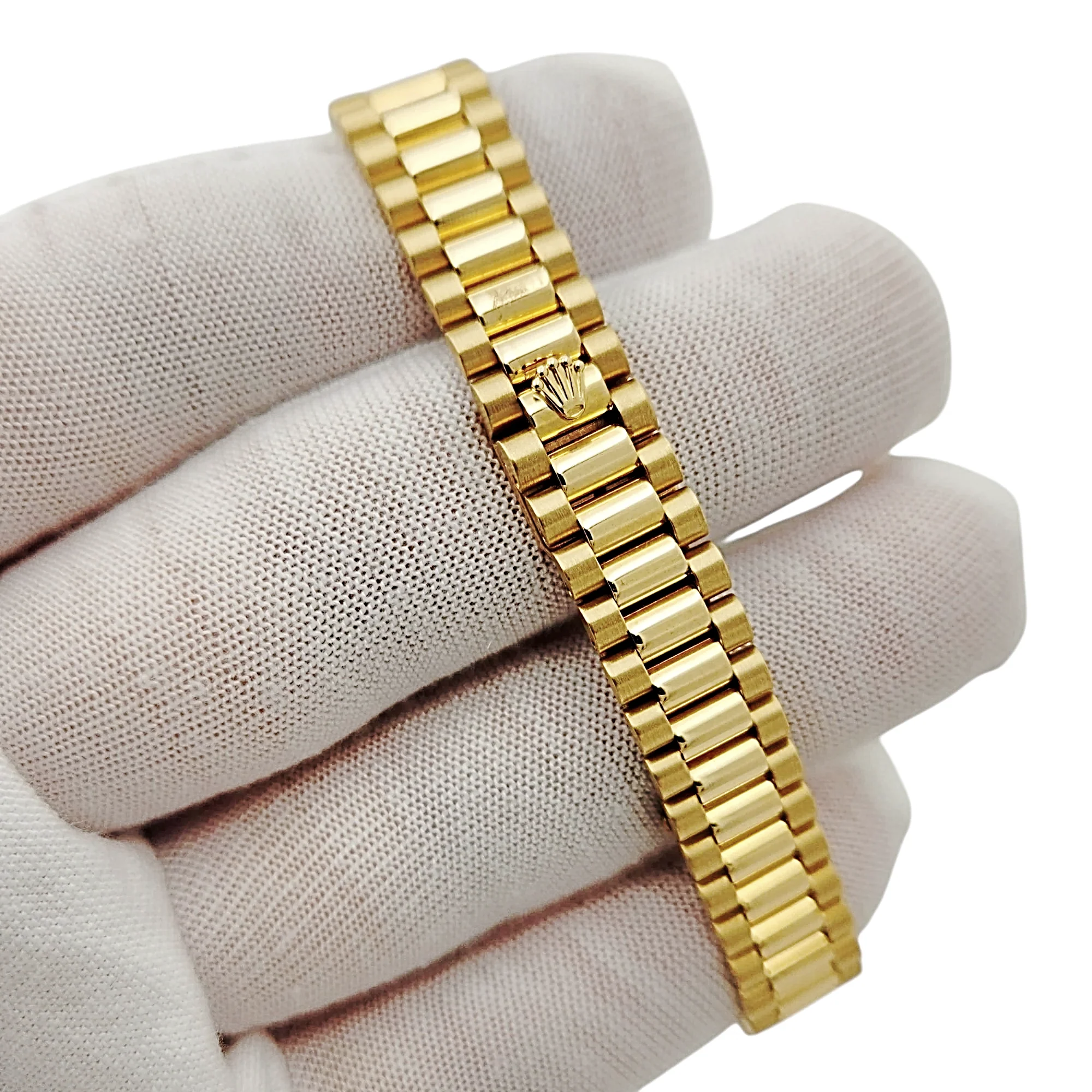 Ladies Rolex 26mm Presidential 18K Solid Yellow Gold Watch with Champagne Dial and Fluted Bezel. (UNWORN 69178)