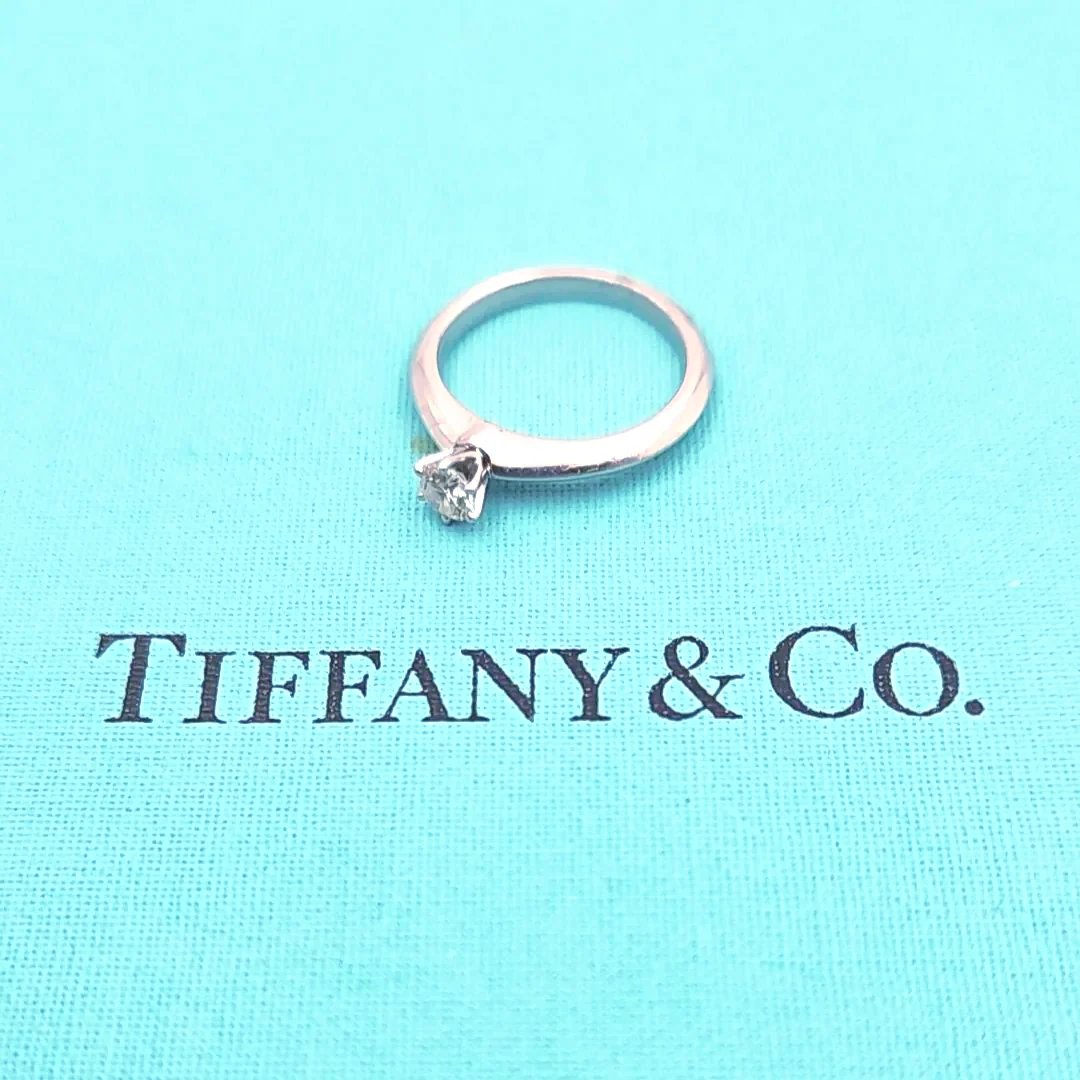 Tiffany & Co. Solitaire Round Cut 0.22 Ct. Diamond I Color, VS2 Clarity Platinum Engagement Ring. (Pre-Owned)