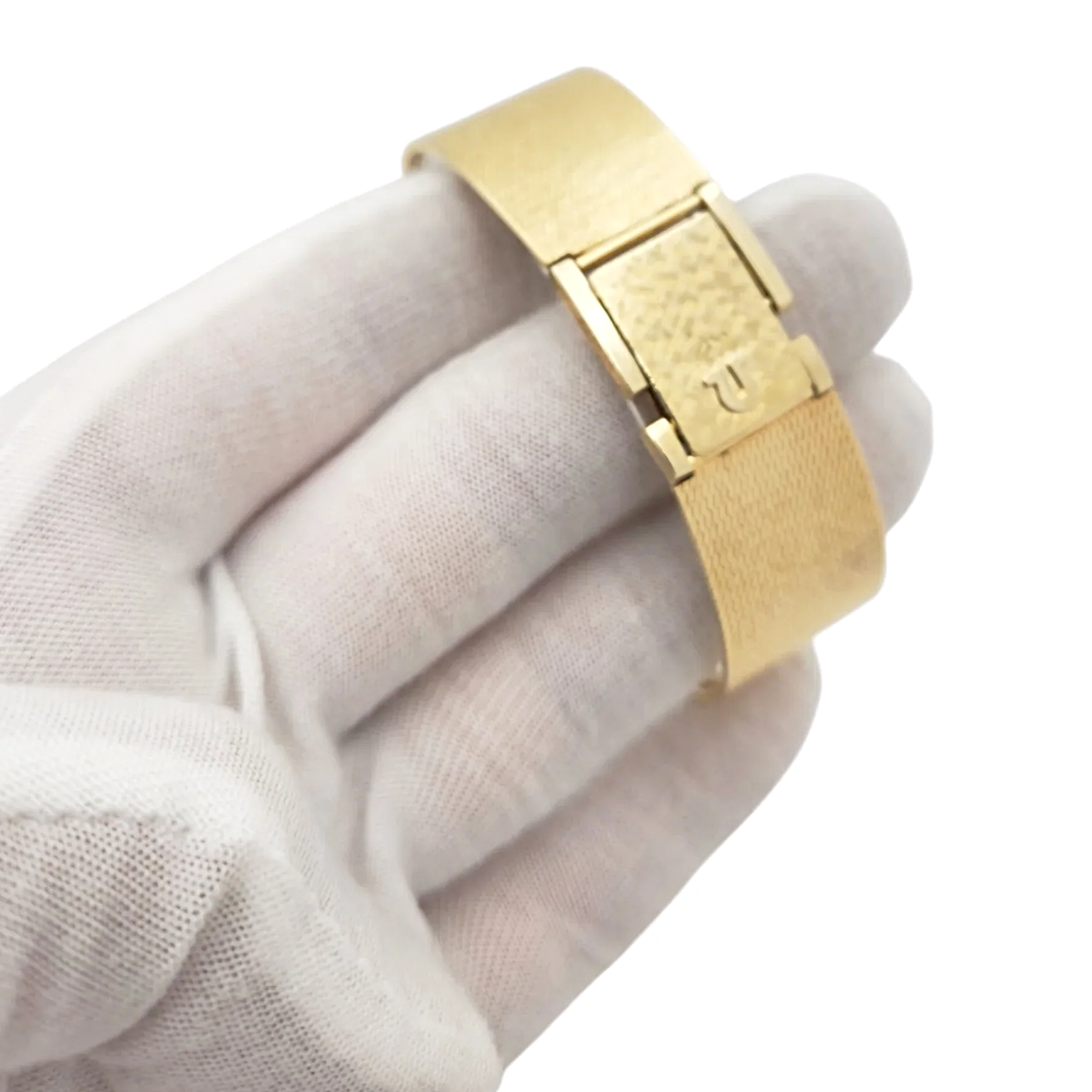 Unisex Omega Vintage 14K Yellow Gold Watch with Mesh Band and Gold Dial. (Pre-Owned)