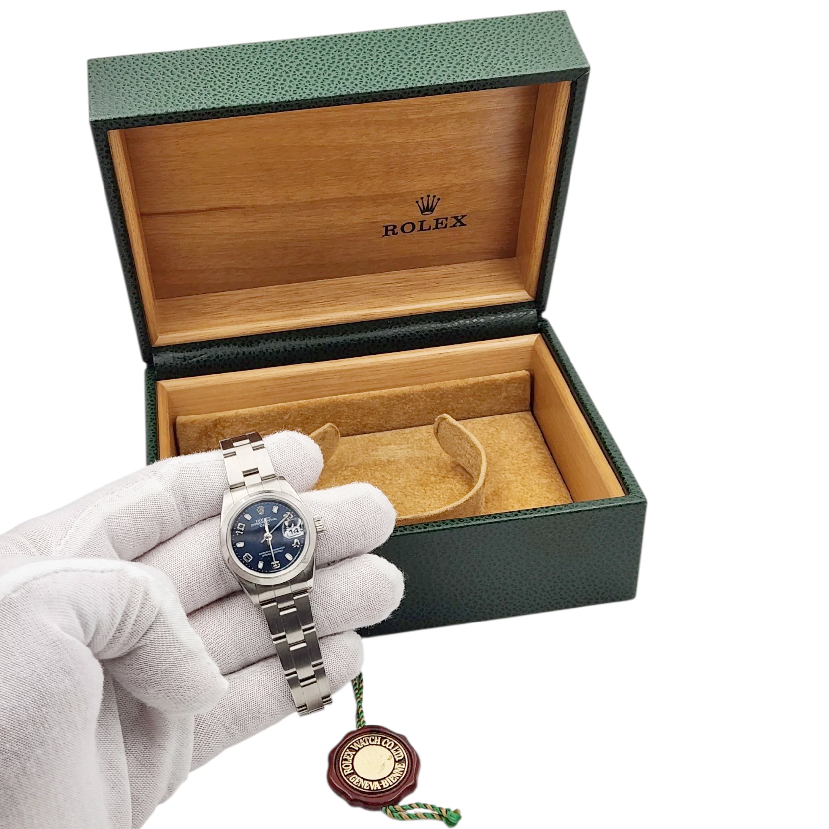 *Ladies Rolex 26mm DateJust Stainless Steel Watch with Midnight Blue Dial and Smooth Bezel. (Pre-Owned)