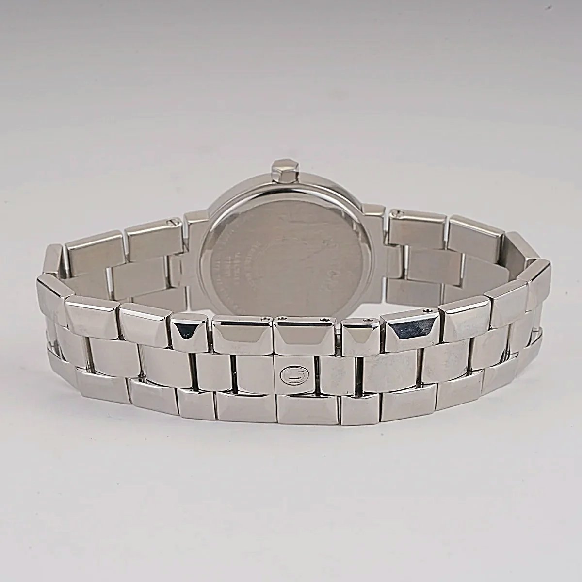 Ladies Concord La Scala 26mm Stainless Steel Watch with Pink Mother of Pearl Diamond Dial. (Pre-Owned)