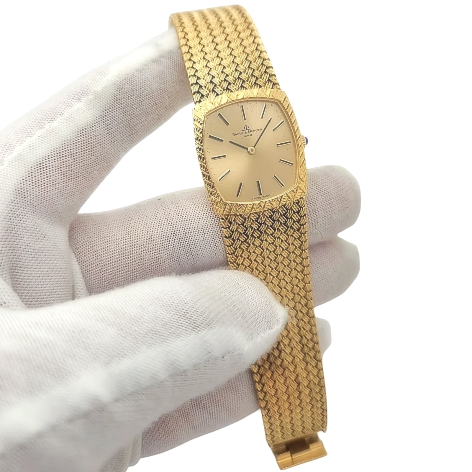 Ladies Baume & Mercier Vintage 18K Yellow Gold Automatic Watch with Gold Dial and Fixed Bezel. (Pre-Owned)