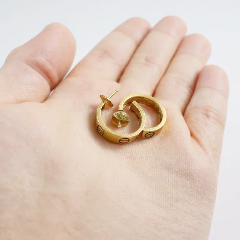 Ladies Cartier 5mm x 20mm Love Hoop Earrings in 18K Yellow Gold - Includes Cartier Certificate. (Pre-Owned)