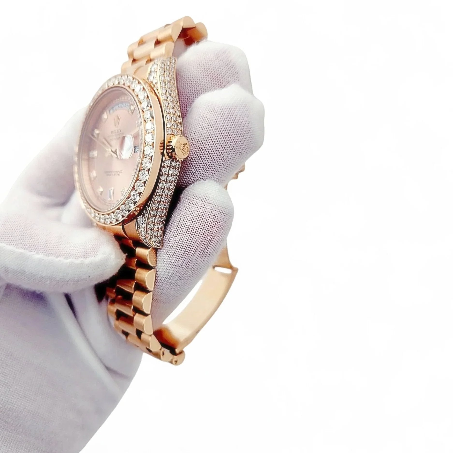2021 Men's Rolex 41mm Presidential Day-Date II Everose 18K Rose Gold Watch with Diamond Dial and Diamond Bezel. (Pre-Owned 218235)