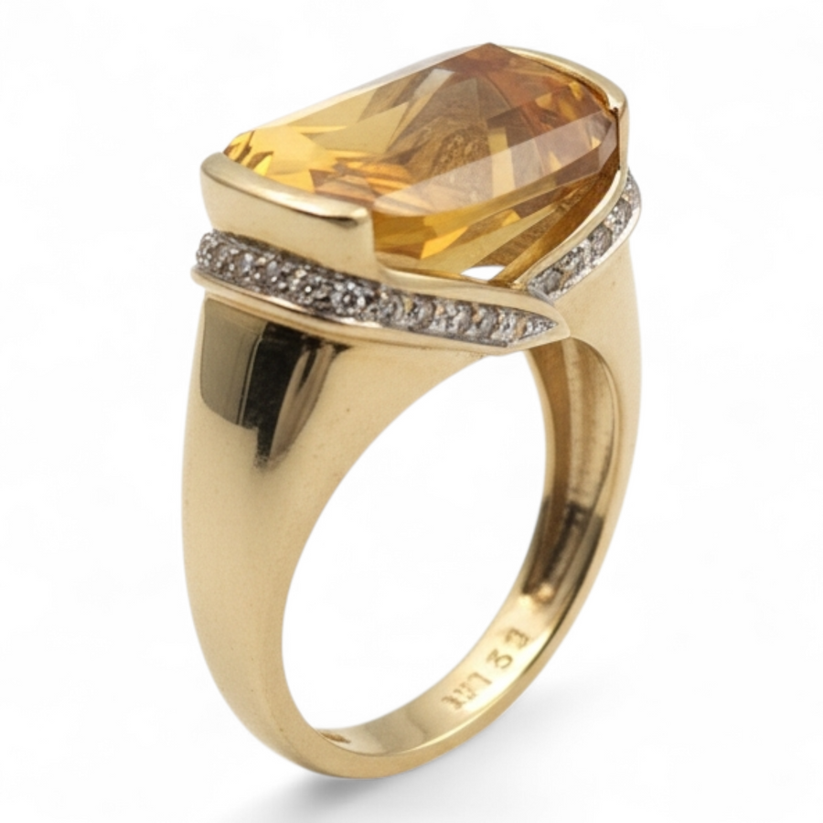 Estate Jewelry 14K Yellow Gold Contemporary Style Ring with 7.25 Ct. Smokey Topaz. (Size 7.75)