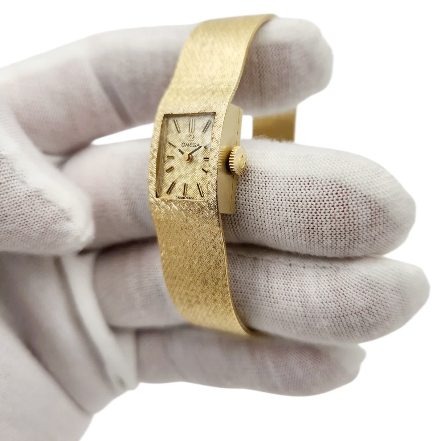 Ladies Omega Petit Vintage 14K Yellow Gold Automatic Watch with Mesh Band and Gold Dial. (Pre-Owned)