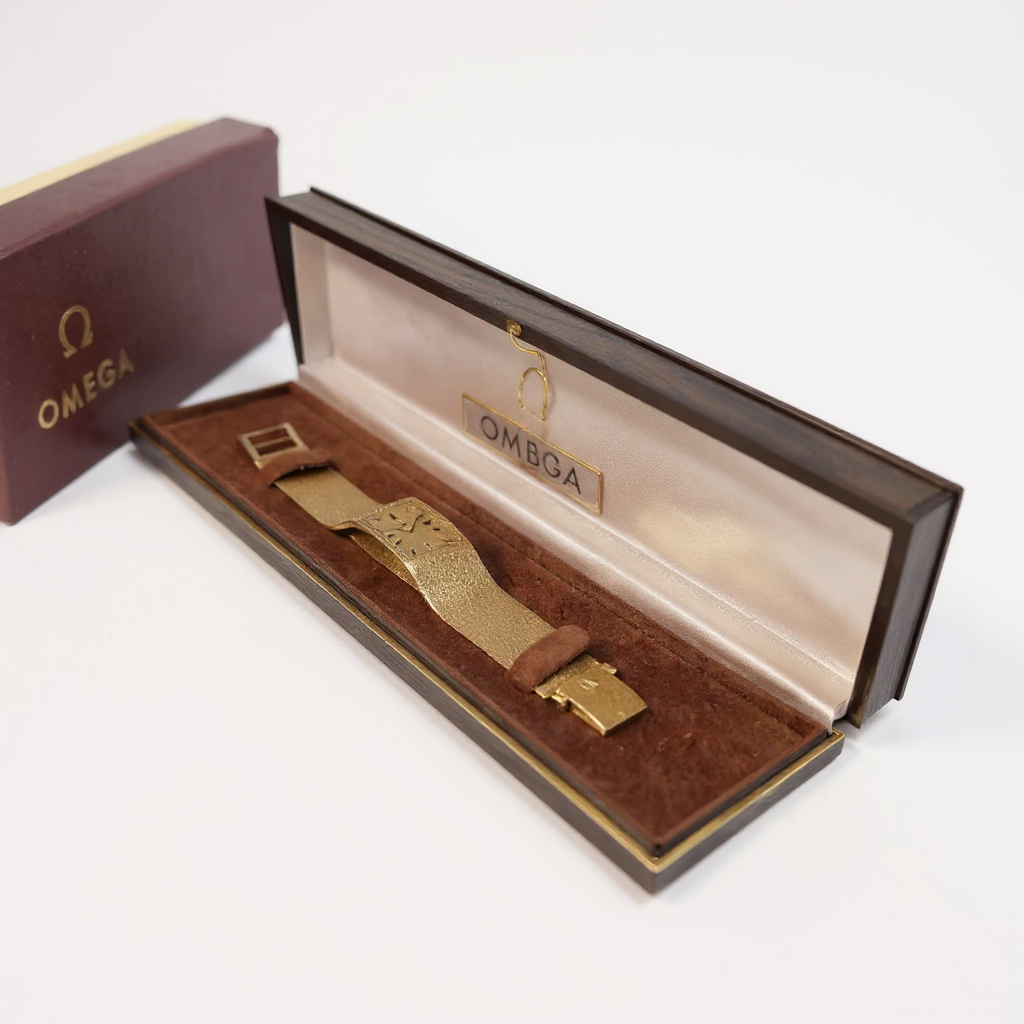 Unisex Omega Vintage 14K Yellow Gold Automatic Watch with Mesh Band and Gold Dial. (Pre-Owned)