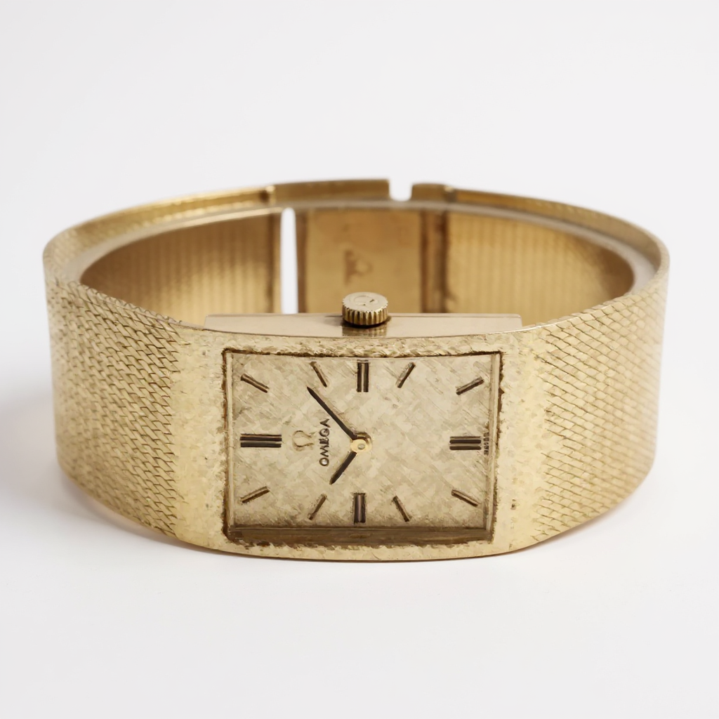 Unisex Omega Vintage 14K Yellow Gold Automatic Watch with Mesh Band and Gold Dial. (Pre-Owned)