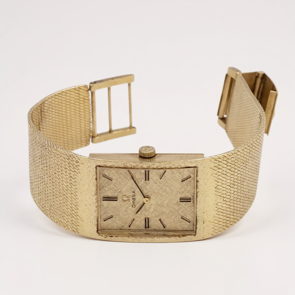Unisex Omega Vintage 14K Yellow Gold Automatic Watch with Mesh Band and Gold Dial. (Pre-Owned)