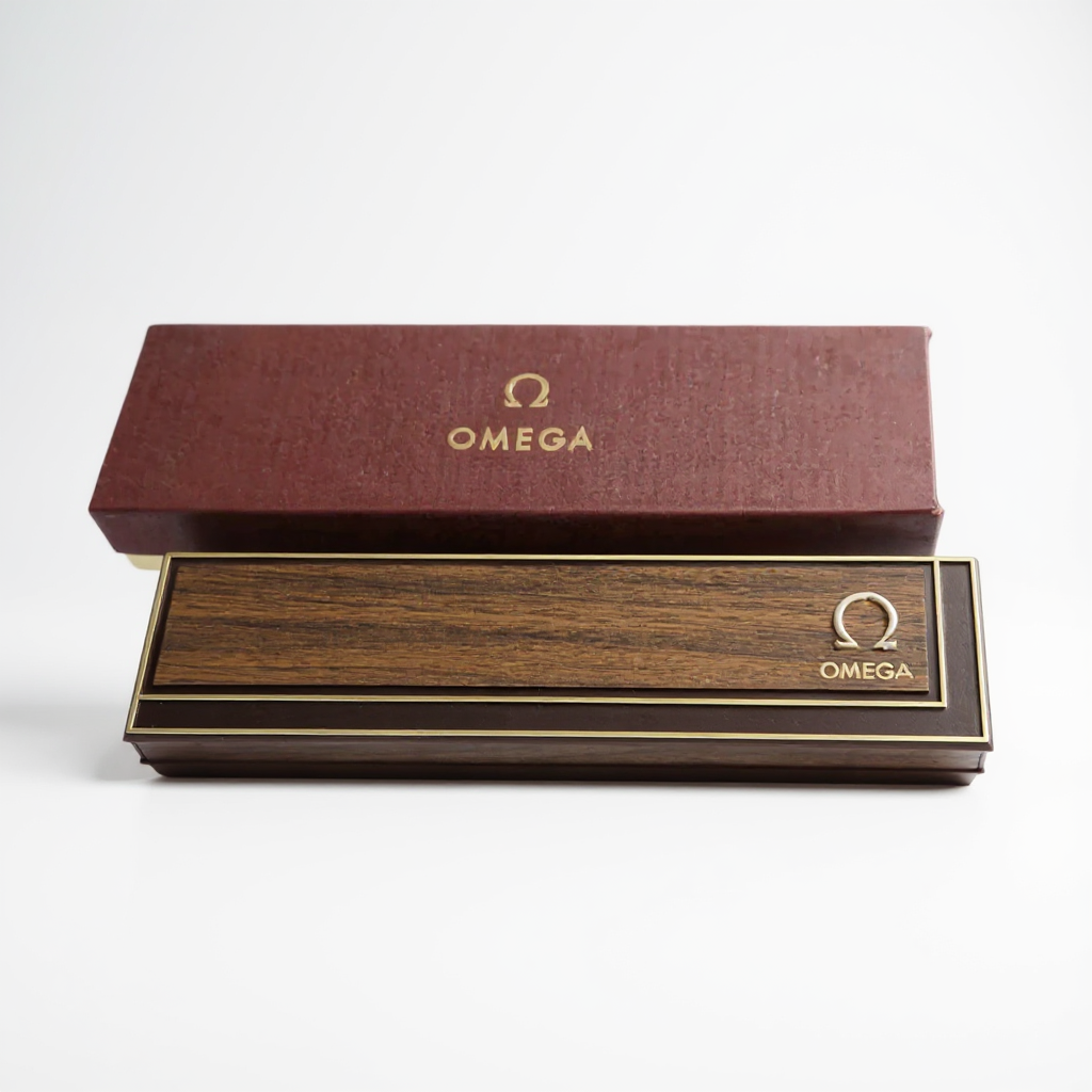 Unisex Omega Vintage 14K Yellow Gold Automatic Watch with Mesh Band and Gold Dial. (Pre-Owned)