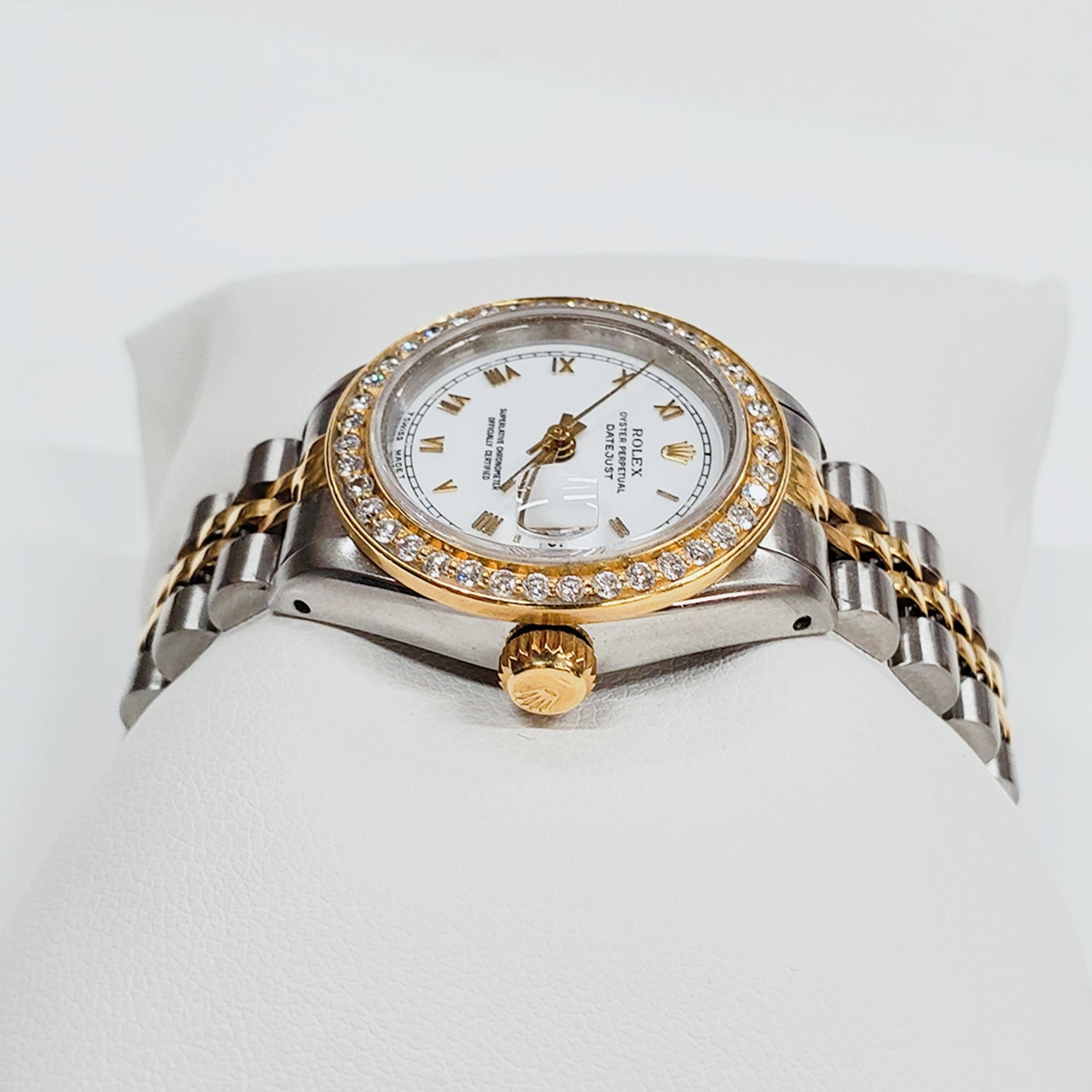 Ladies Rolex 18K Gold Two Tone 26mm DateJust Watch with Roman Numerals, White Dial and Diamond Bezel. (Pre-Owned)