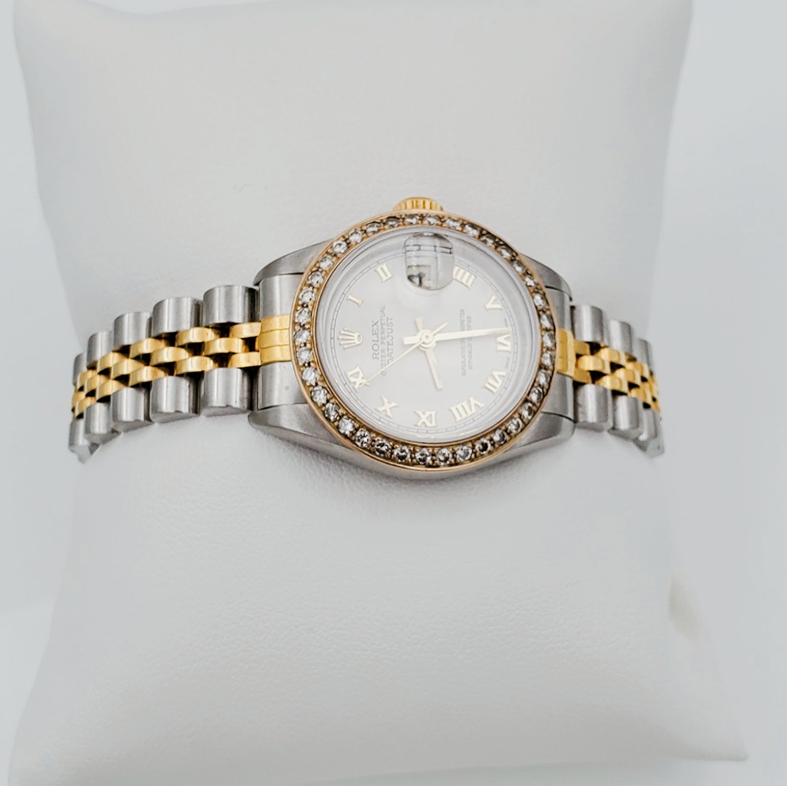 Ladies Rolex 18K Gold Two Tone 26mm DateJust Watch with Roman Numerals, Off-White Dial and Diamond Bezel. (Pre-Owned)