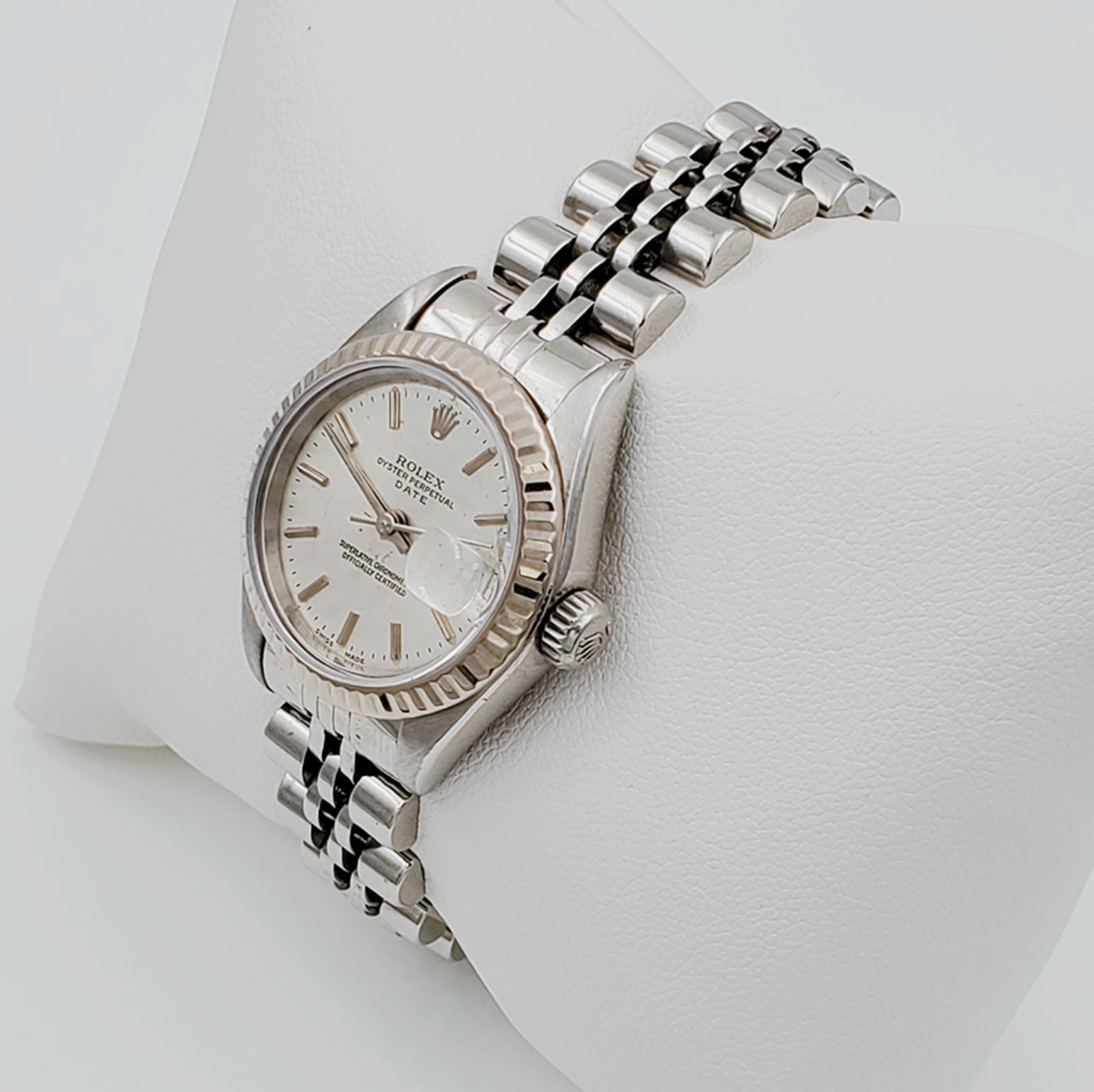 Women's Rolex 26mm DateJust 18K White Gold / Stainless Steel Watch with Silver Dial and Fluted Bezel. (Pre-Owned)
