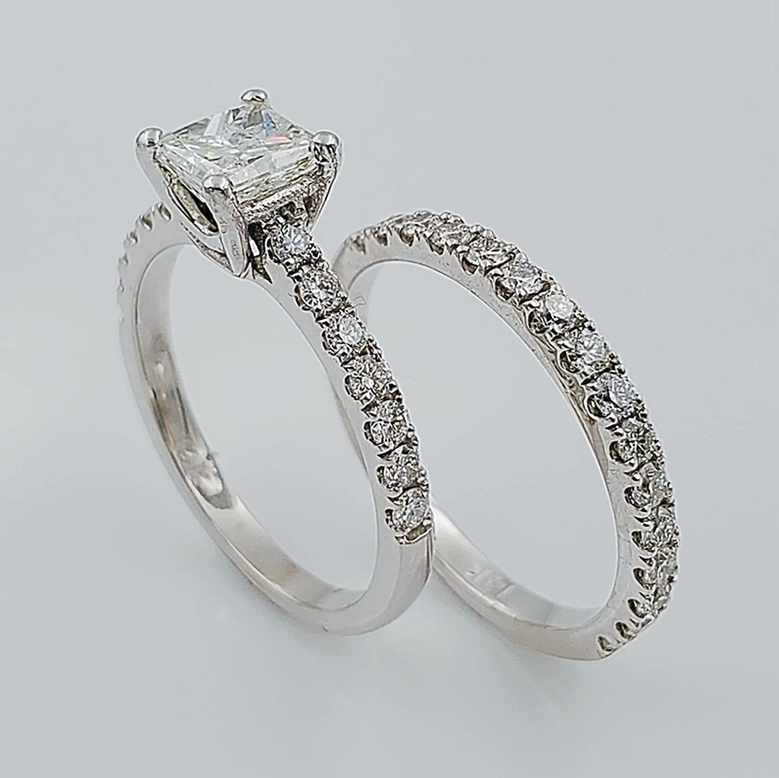 Women's 14K White Gold with 0.70 CT Princess Center Diamond (I1 Color J) 4.4 GR Total Weight Wedding Ring Set. (Size: 6.50)