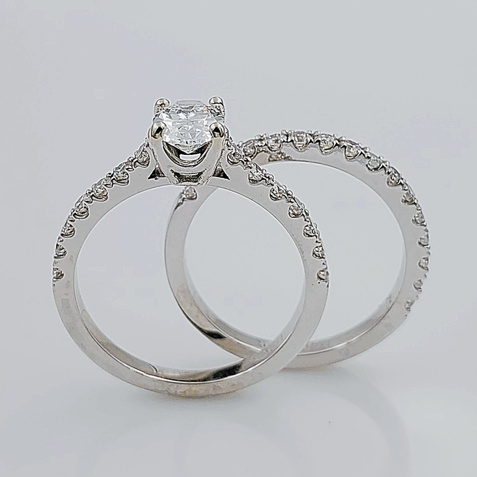 Women's 14K White Gold with Oval 0.65 CT Center (SI Color H) Diamond 4.6 GR Total Weight Bridal Ring Set. (Size: 6.25)