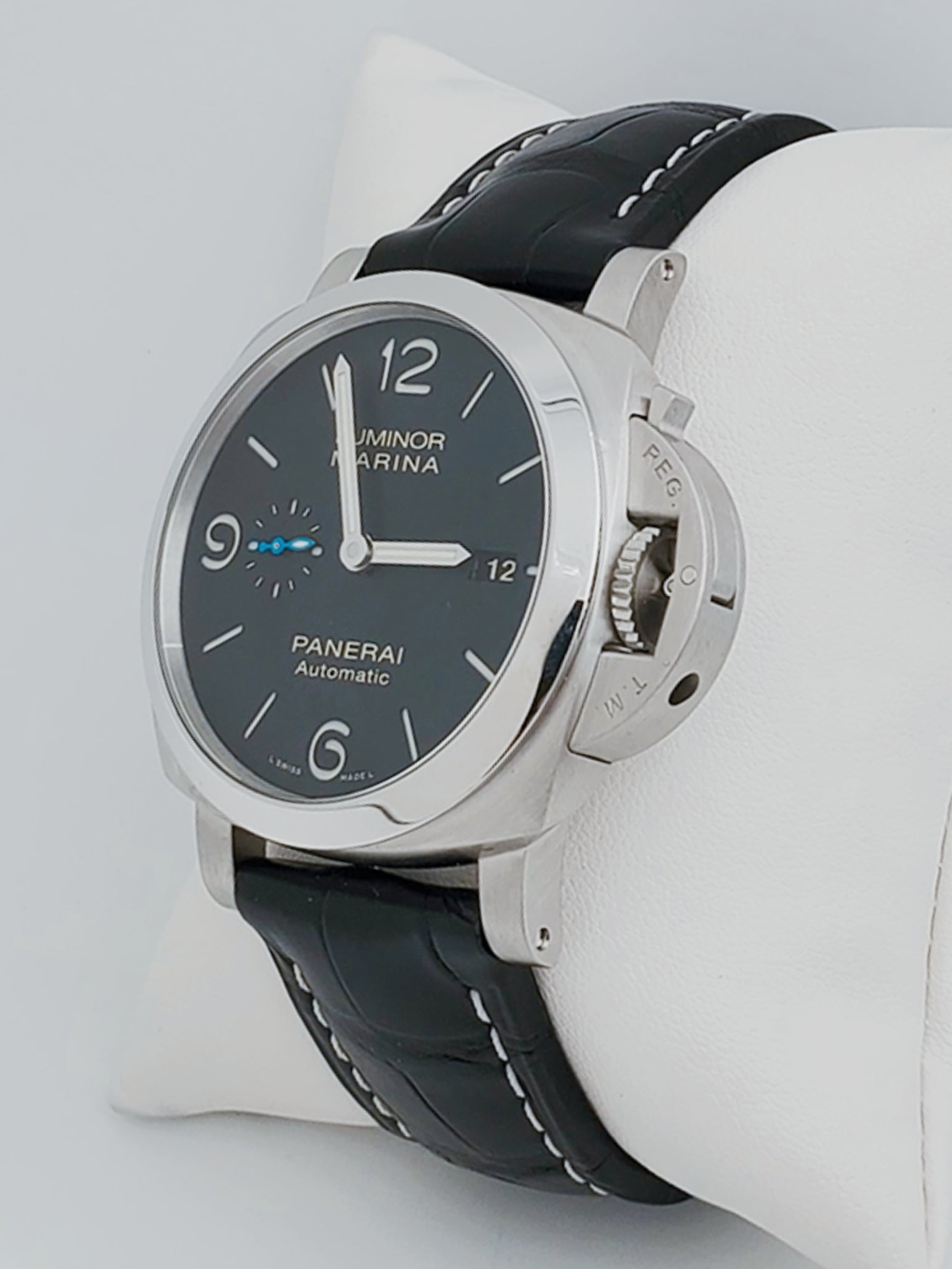 Men's Panerai 44mm Luminor Marina 1950 Automatic Watch with Black Dial and Leather Band. (Pre-Owned PAM01312)