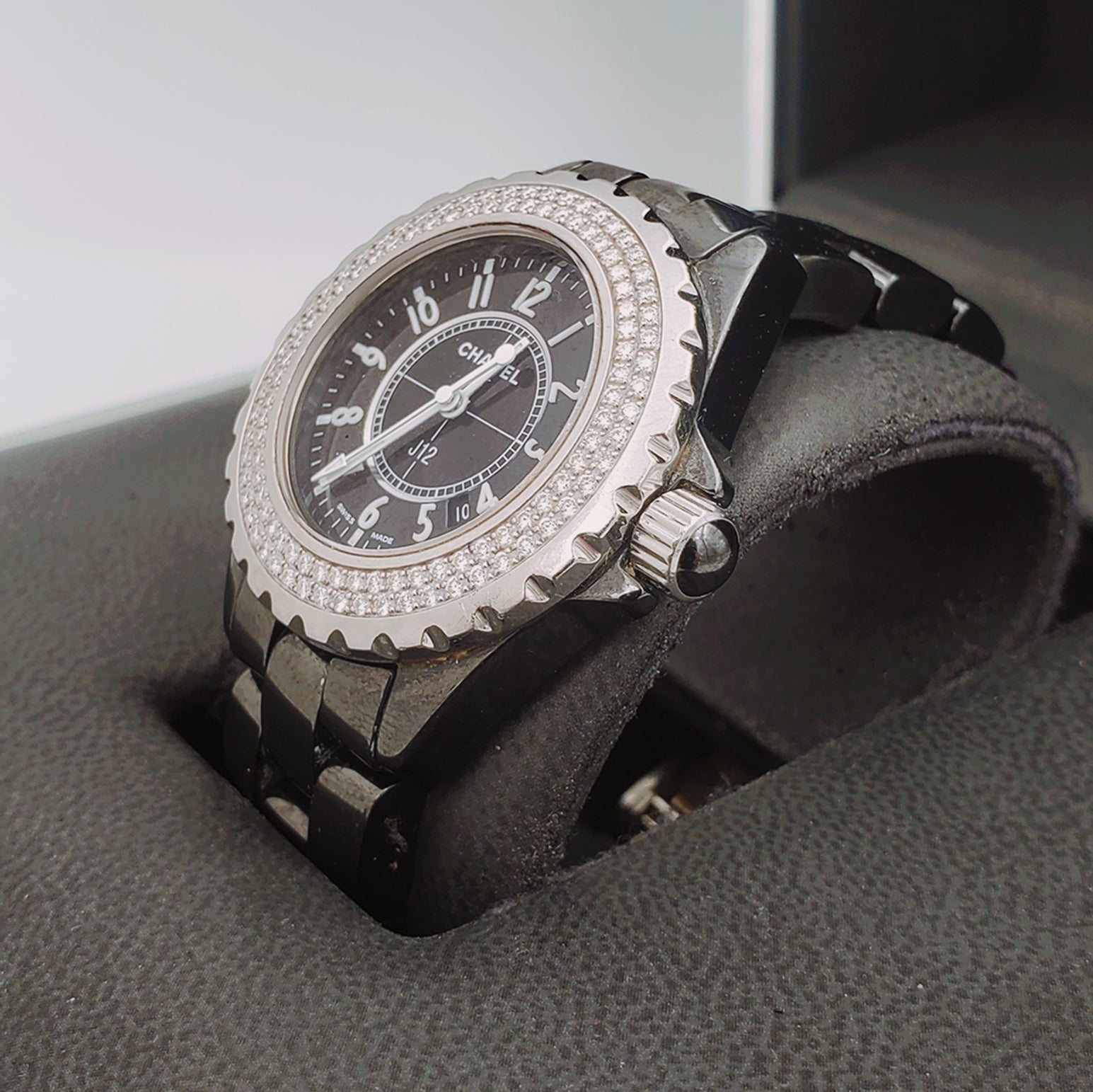 Ladies Chanel J12 - 33mm Black Ceramic Band Watch with High Precision Quartz Movement and Diamond Bezel. (Pre-Owned)