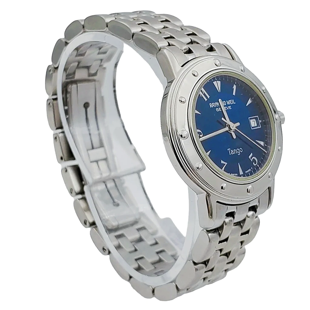 Ladies Raymond Weil Tango Stainless Steel Watch with Blue Dial Dial. (Pre-Owned 5560)