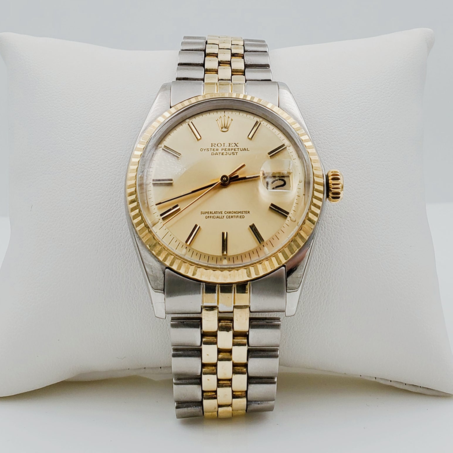 Men's Rolex 36mm DateJust 18K Gold / Stainless Steel Two Tone Watch with Fluted Bezel and Champagne Dial. (Pre-Owned 16233)