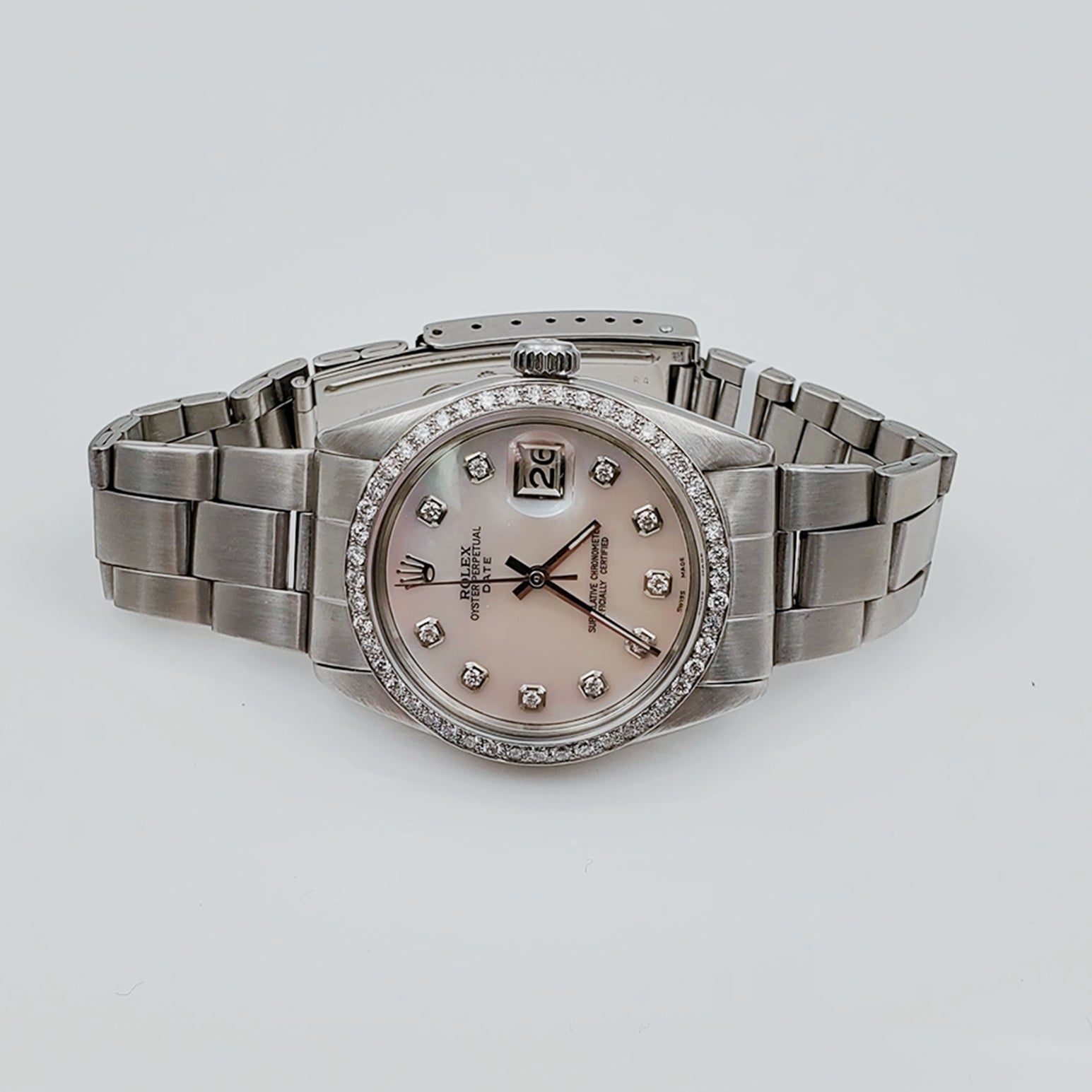 Men's Rolex 36mm Vintage DateJust Stainless Steel Oyster Band Watch with Mother of Pearl Diamond Dial and 18K White Gold Diamond Bezel. (Pre-Owned)