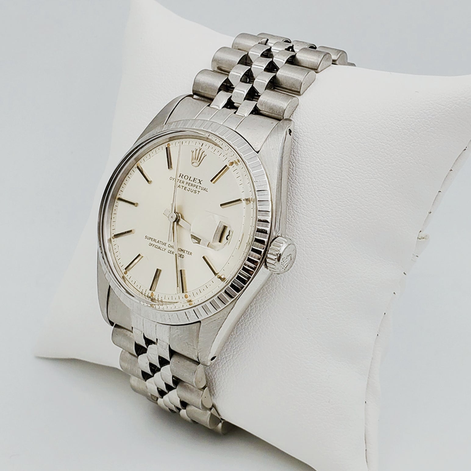 Men's Rolex 36mm DateJust Stainless Steel Watch with Silver Dial and Fluted Bezel. (Pre-Owned)
