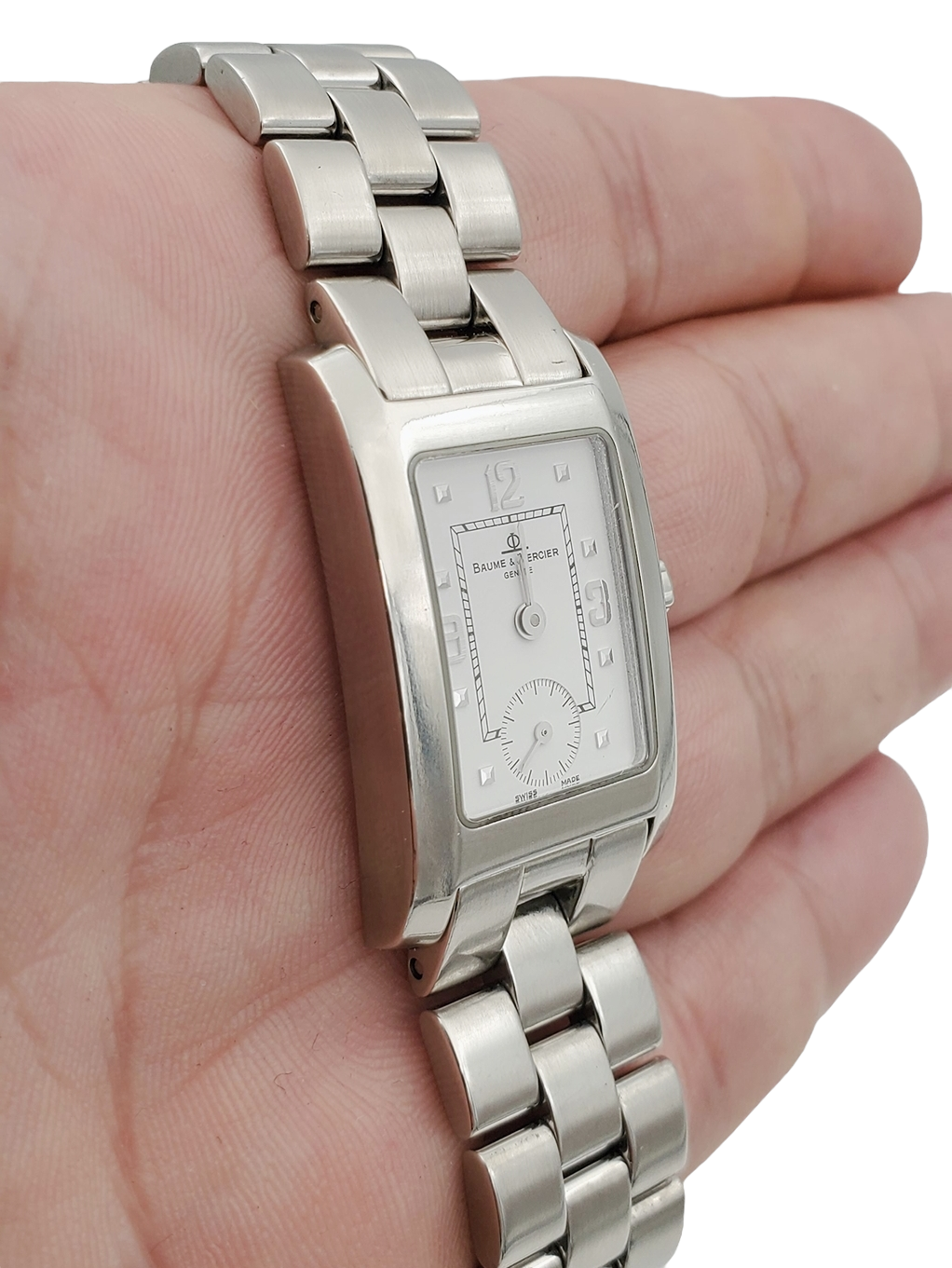 Ladies Baume & Mercier Hampton Stainless Steel Watch with White Chronograph Dial. (Pre-Owned)