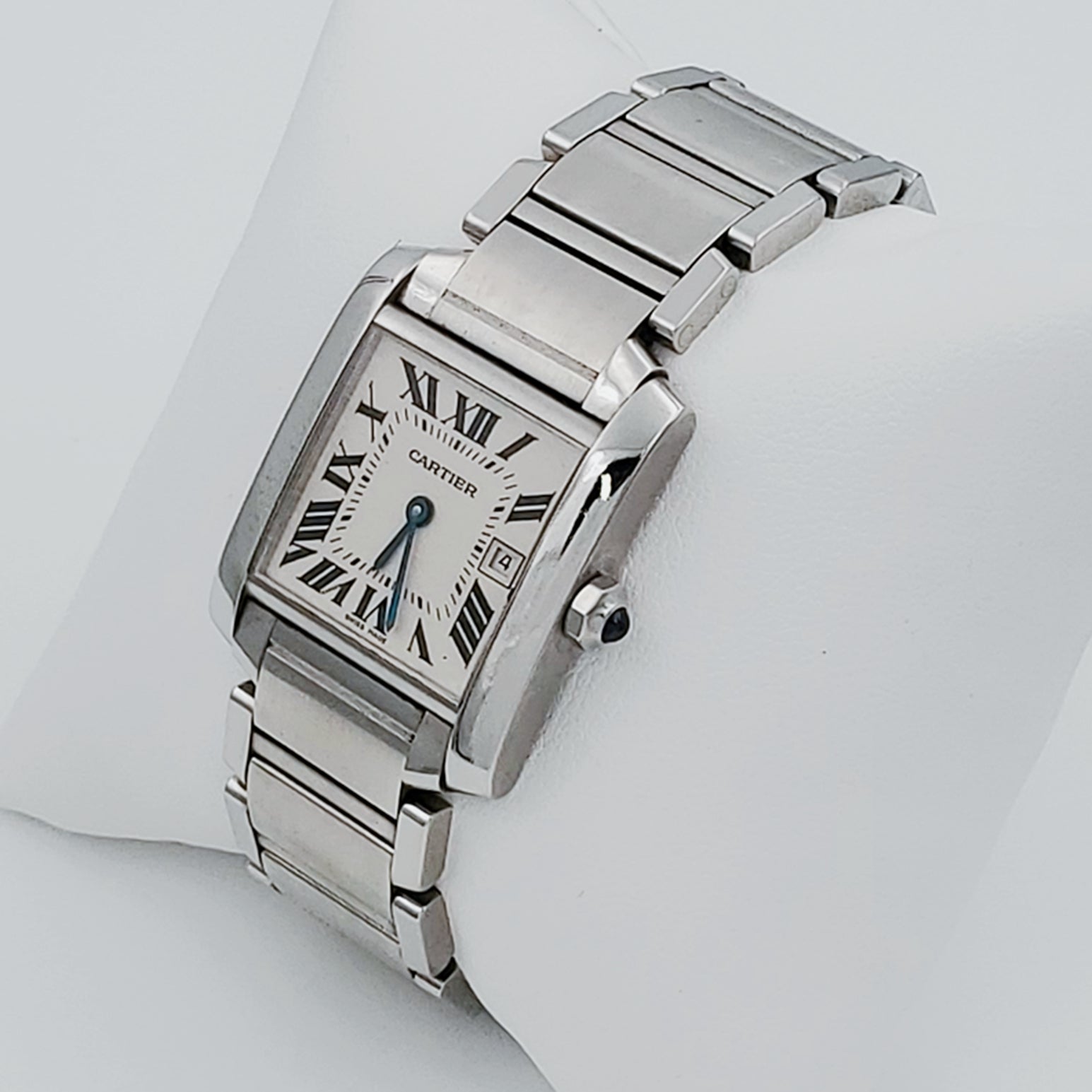 Unisex Medium Cartier Tank Francaise Watch with White Dial in Polished Finish. (Pre-Owned W51008Q3)