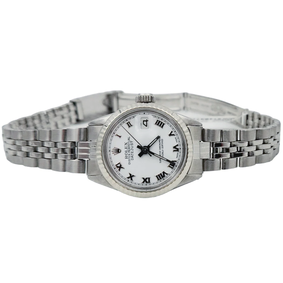 Ladies Rolex 26mm DateJust Stainless Steel Watch with White Dial and Fluted Bezel. (Pre-Owned)