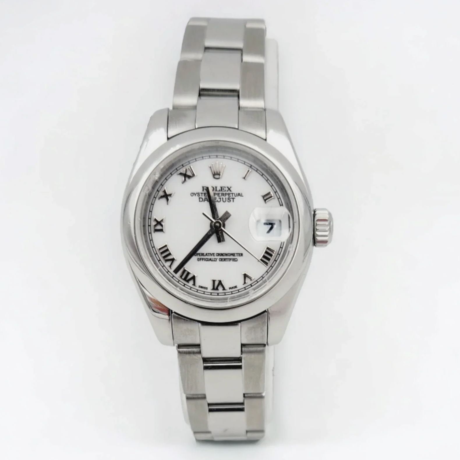 Ladies Rolex 26mm DateJust Stainless Steel Watch with White Dial and Smooth Bezel. (Pre-Owned)