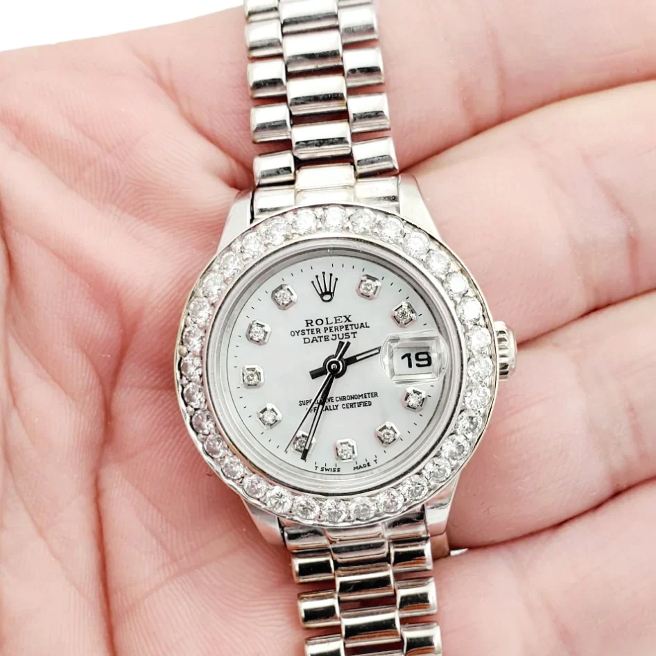 Ladies Rolex Presidential 26mm Stainless Steel Watch with Mother of Pearl Diamond Dial and Diamond Bezel. (Pre-Owned)