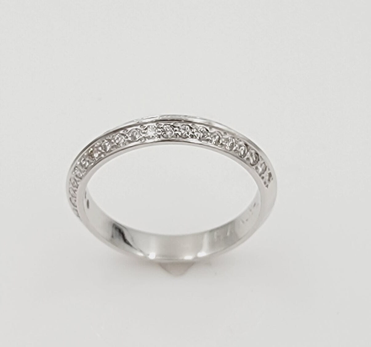 Platinum diamond ring